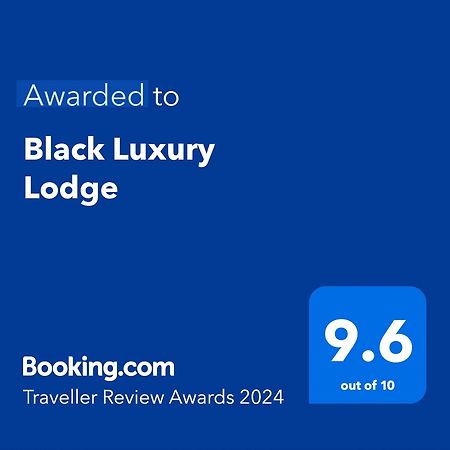 Black Luxury Lodge Blenheim Ngoại thất bức ảnh
