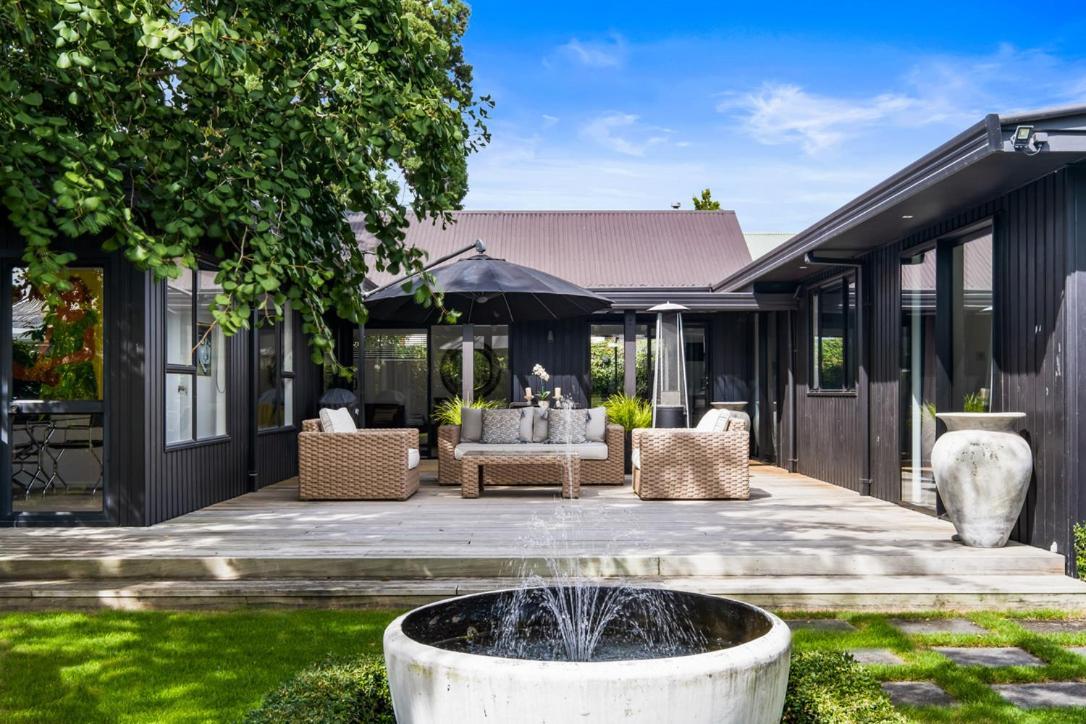 Black Luxury Lodge Blenheim Ngoại thất bức ảnh